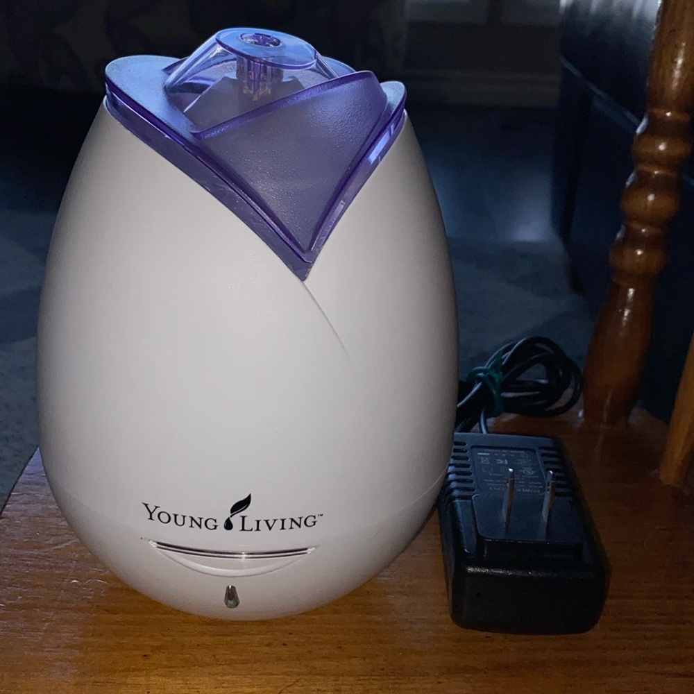 Young Living ultrasonic Oil Diffuser